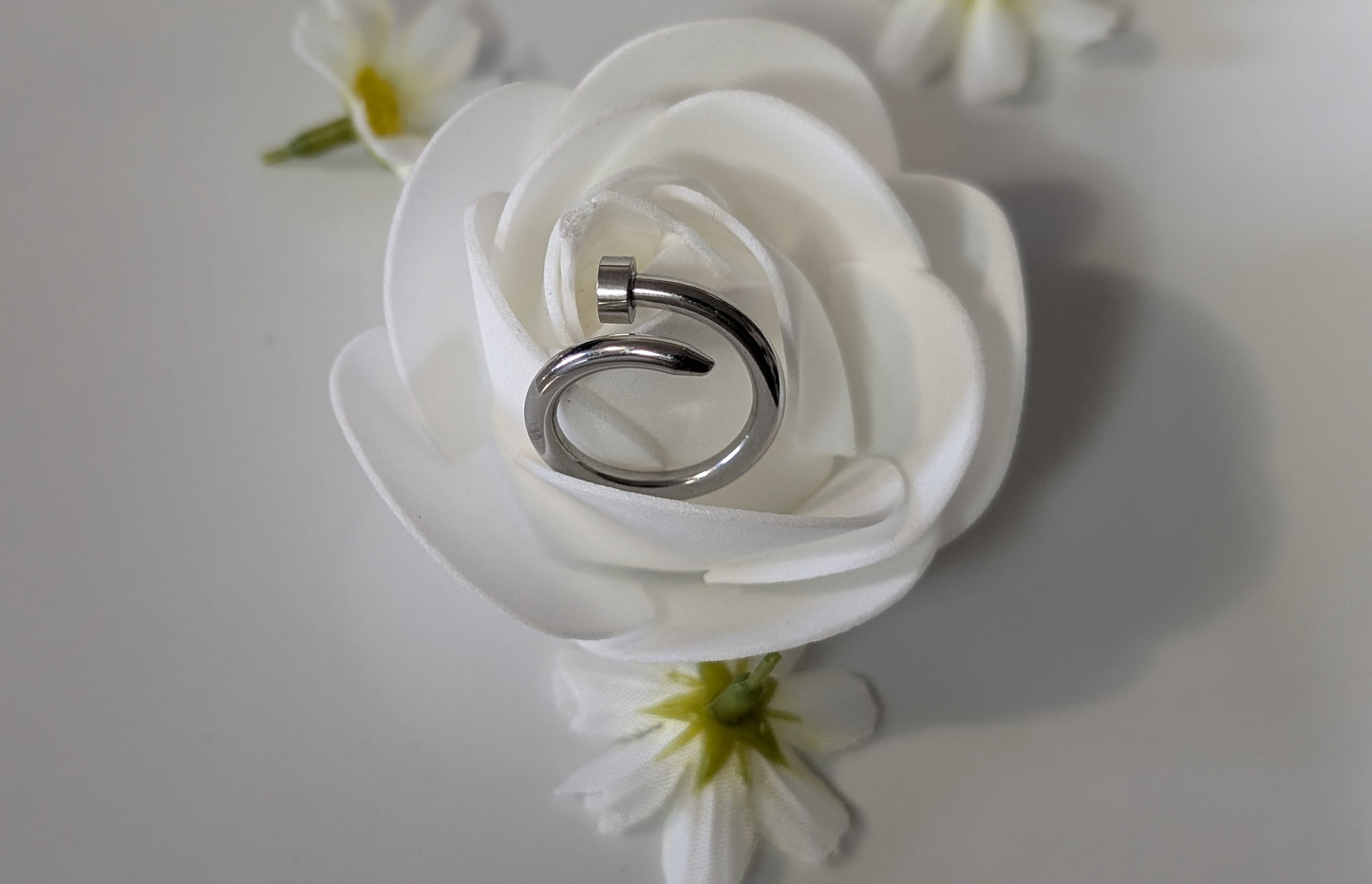 Bague clou argent en acier inoxydable