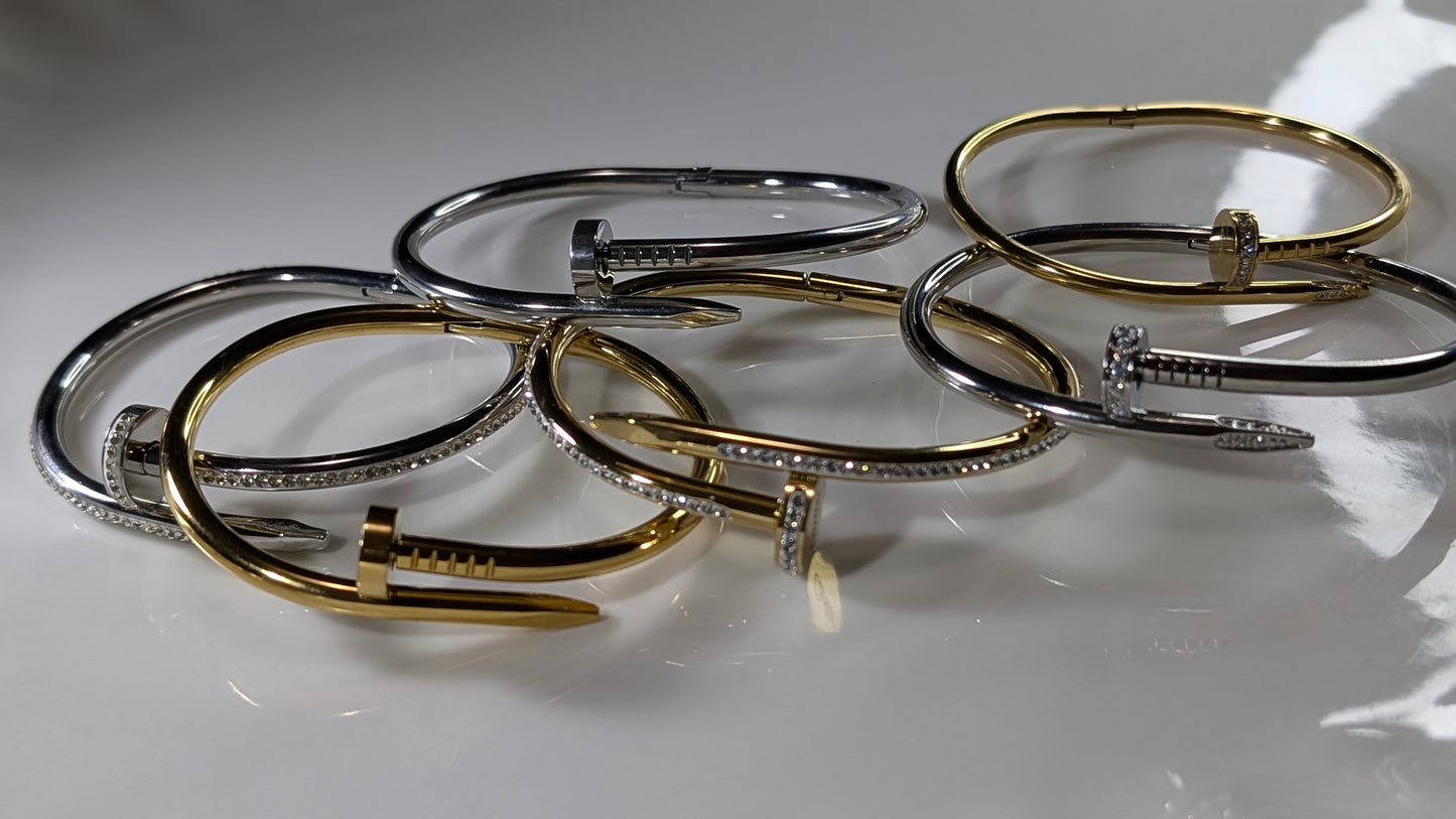 Bracelet à ongles diamants fantaisie en acier inoxydable plaqué Or 18K ou couleur Argent - Unisexe