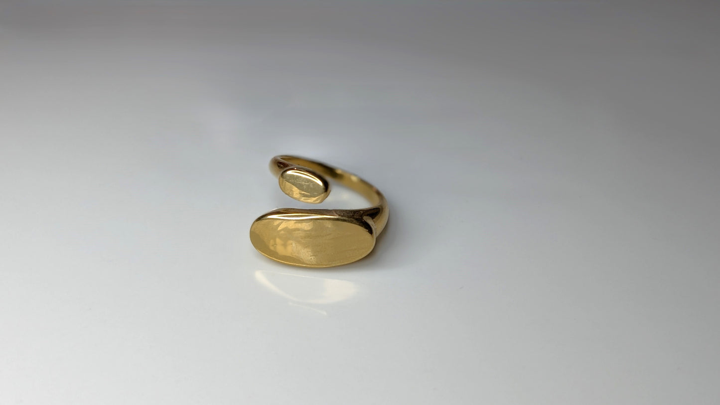 Bague ouverte épaisse au design oval en acier inoxydable