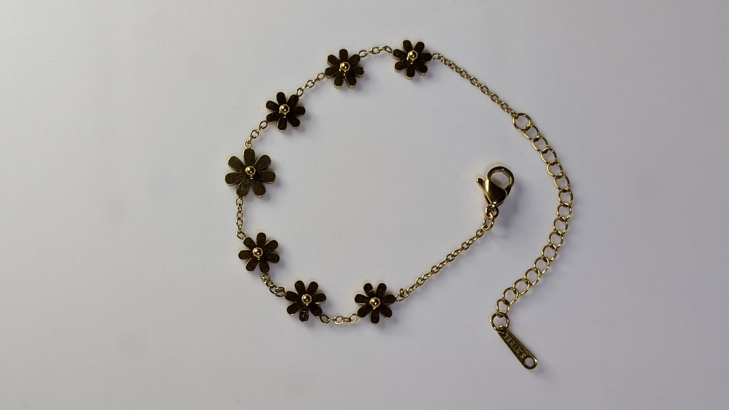 18k Gold Plated Stainless Steel Petal Bracelet