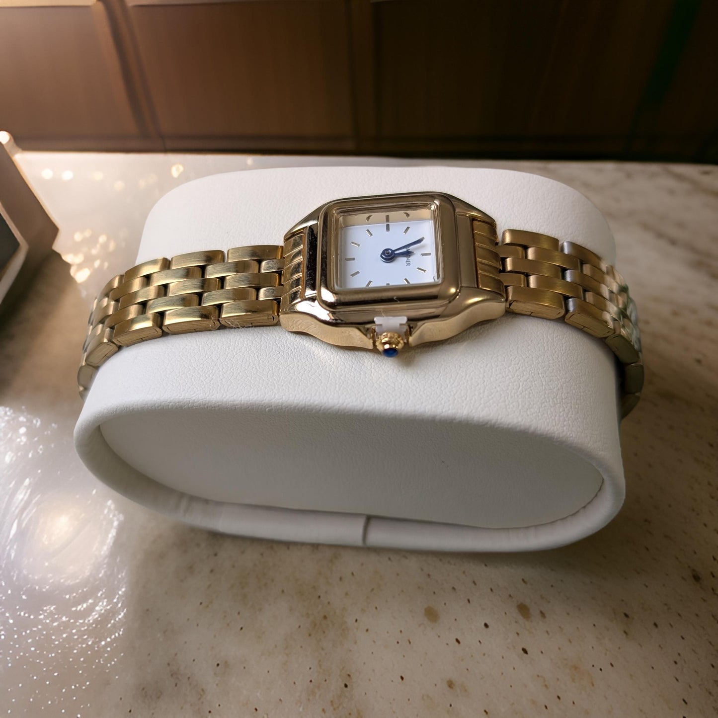 Montre panthère plaqué Or 18k en acier inoxydable