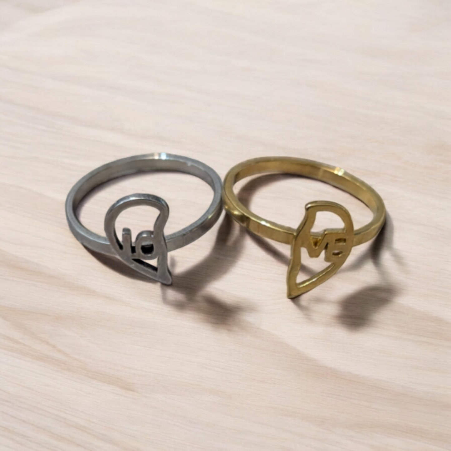 Ensemble de bagues LOVE en acier inoxydable (2 pièces)