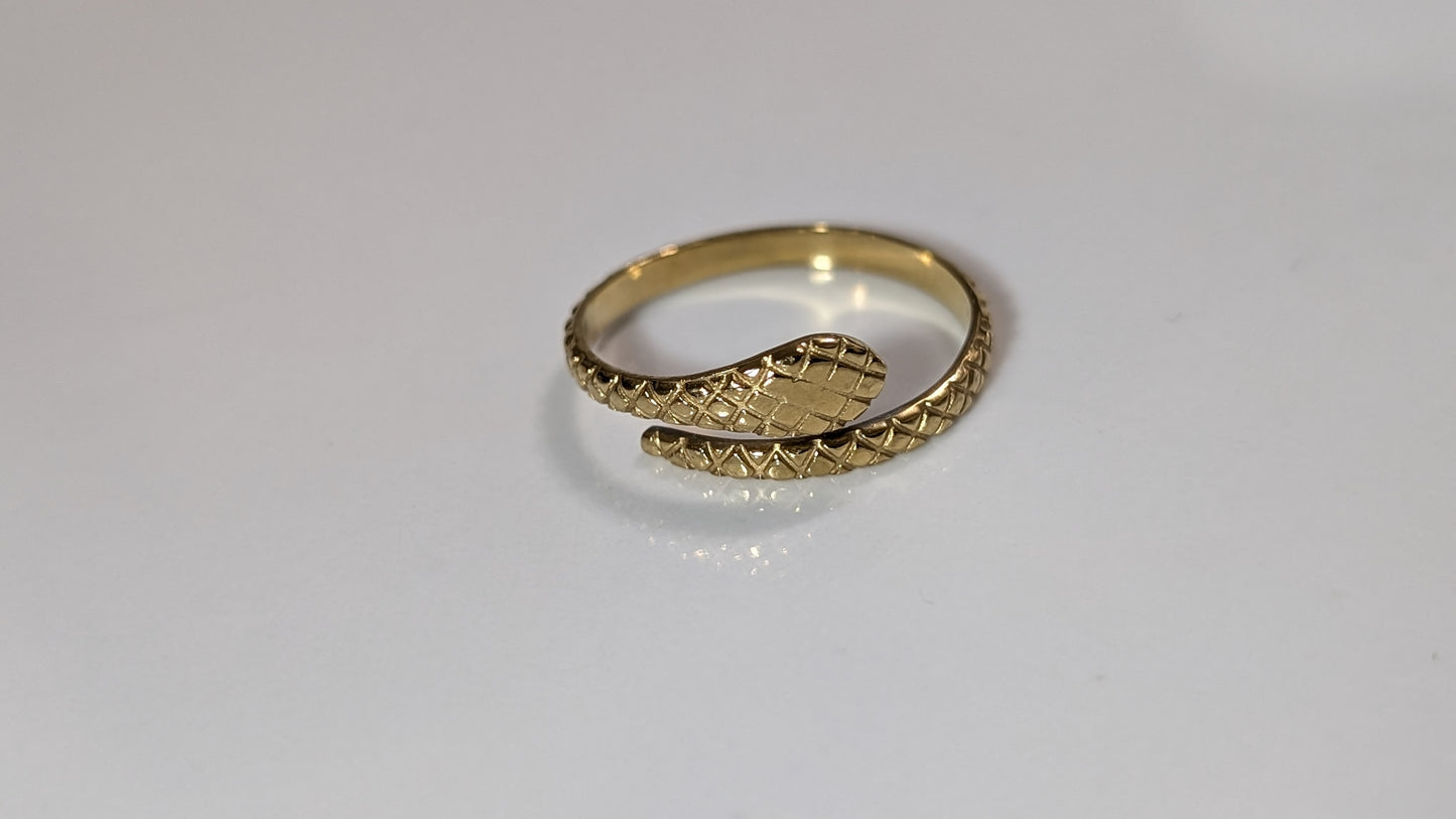 Bague au motif de serpent en acier inoxydable plaqué Or 18K