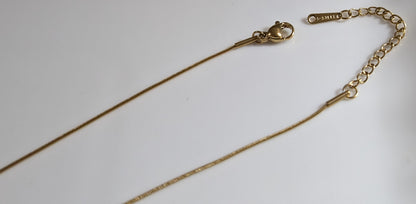 Collier avec pendentif U en acier inoxydable plaqué Or 18K