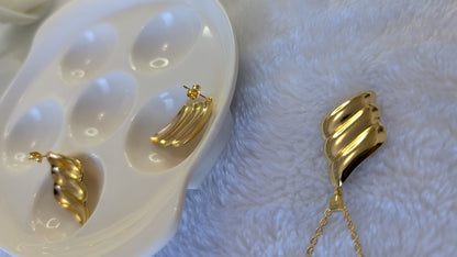 Golden Volutes - Stainless Steel Wavy Jewelry Set