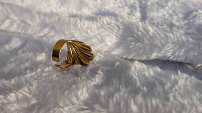 Bague Couronne en Acier Inoxydable Doré à Vagues Élégantes